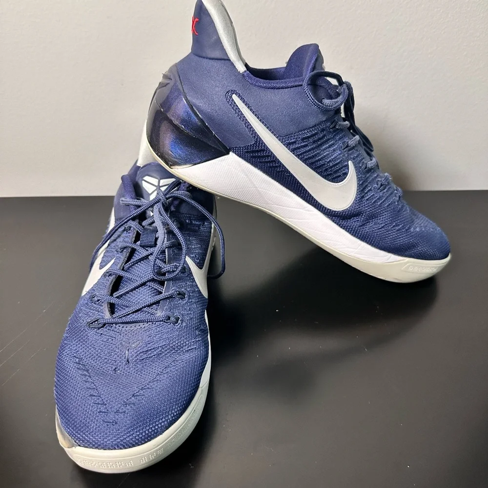 Nike Kobe AD Midnight Navy. Size 7Y. - Preowned